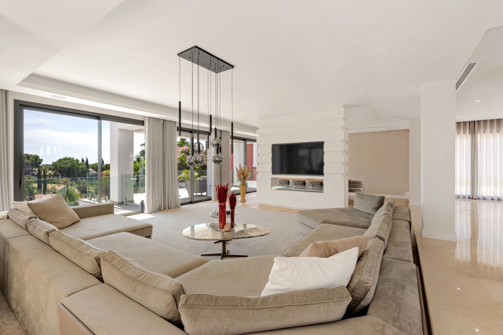6 soveværelse Villa til salg i Los Flamingos med swimmingpool garage - € 6.480.000 (Ref: 9993919)