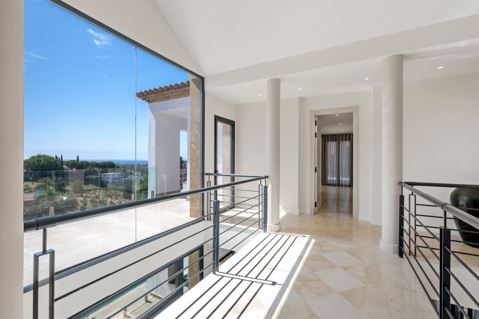 6 soveværelse Villa til salg i Los Flamingos med swimmingpool garage - € 6.480.000 (Ref: 9993919)