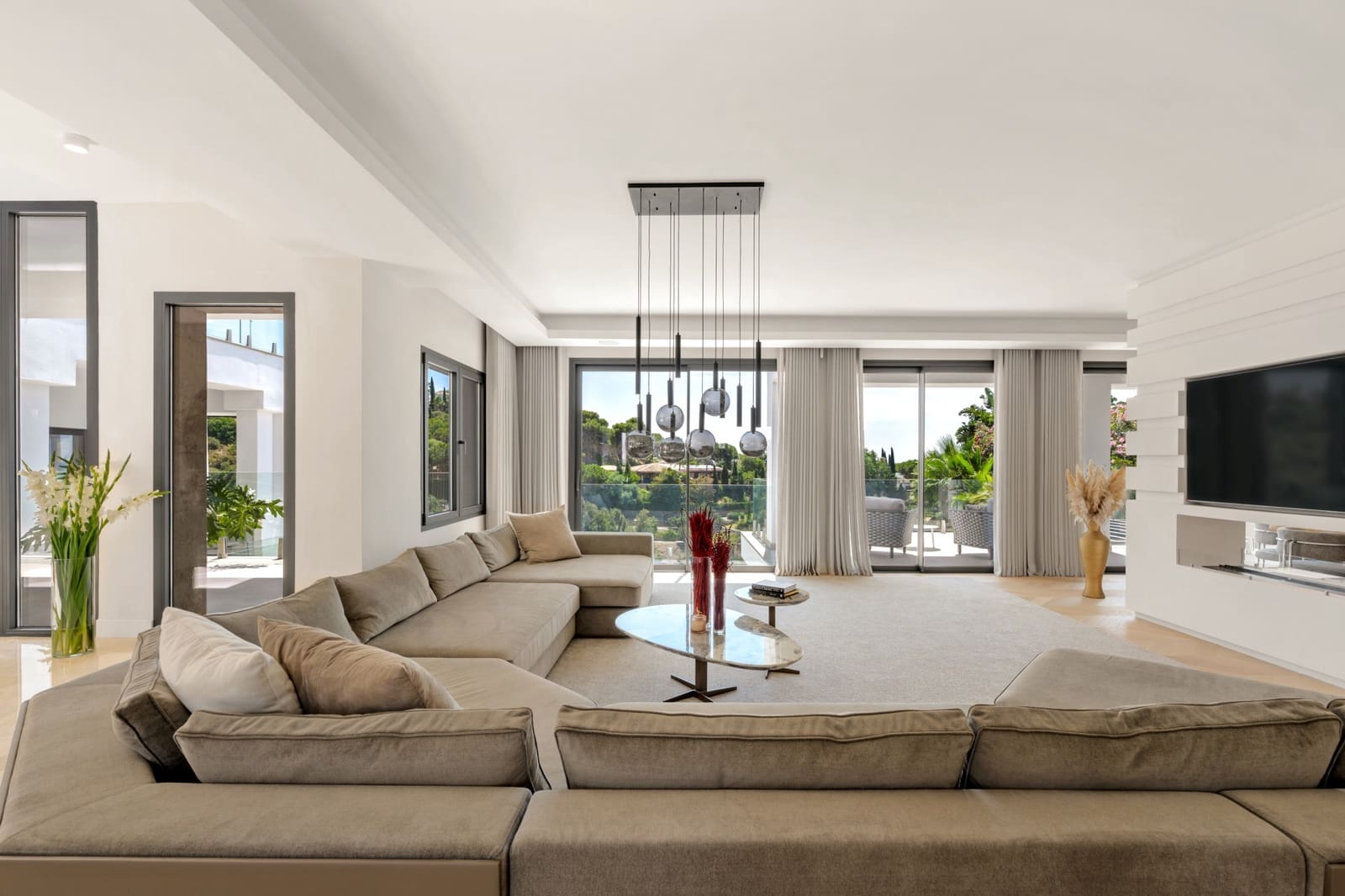 6 soveværelse Villa til salg i Los Flamingos med swimmingpool garage - € 6.480.000 (Ref: 9993919)