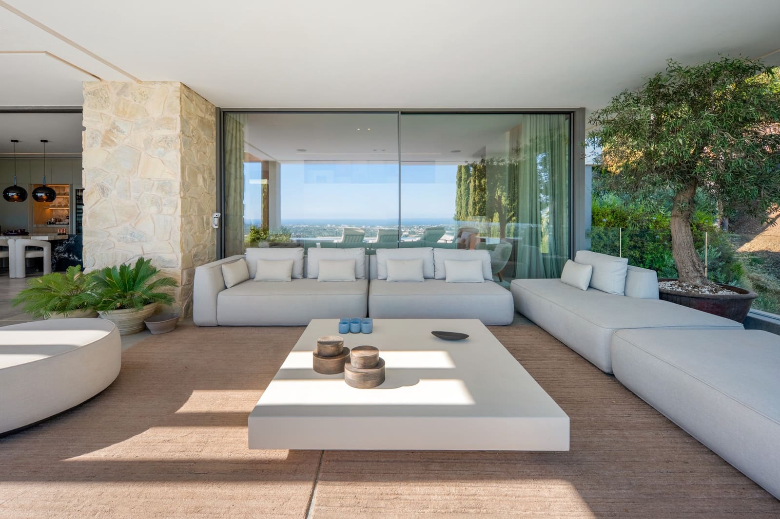 6 slaapkamer Villa te koop in Benahavis met zwembad garage - € 10.495.000 (Ref: 9998795)