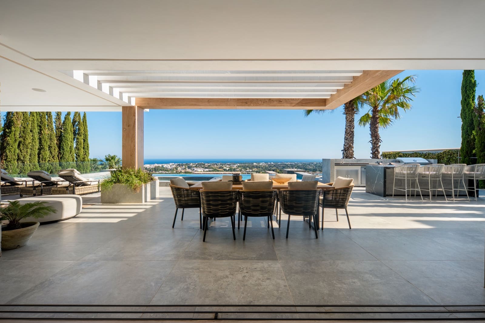 6 slaapkamer Villa te koop in Benahavis met zwembad garage - € 10.495.000 (Ref: 9998795)