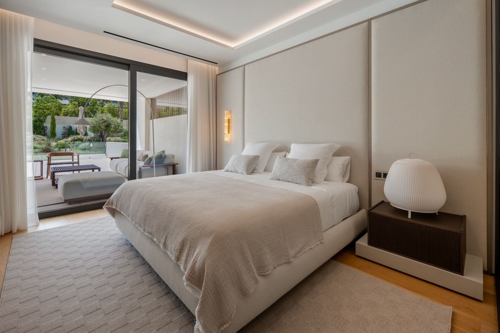 4 chambre Appartement à vendre à Marbella avec piscine garage - 4 850 000 € (Ref: 9998796)