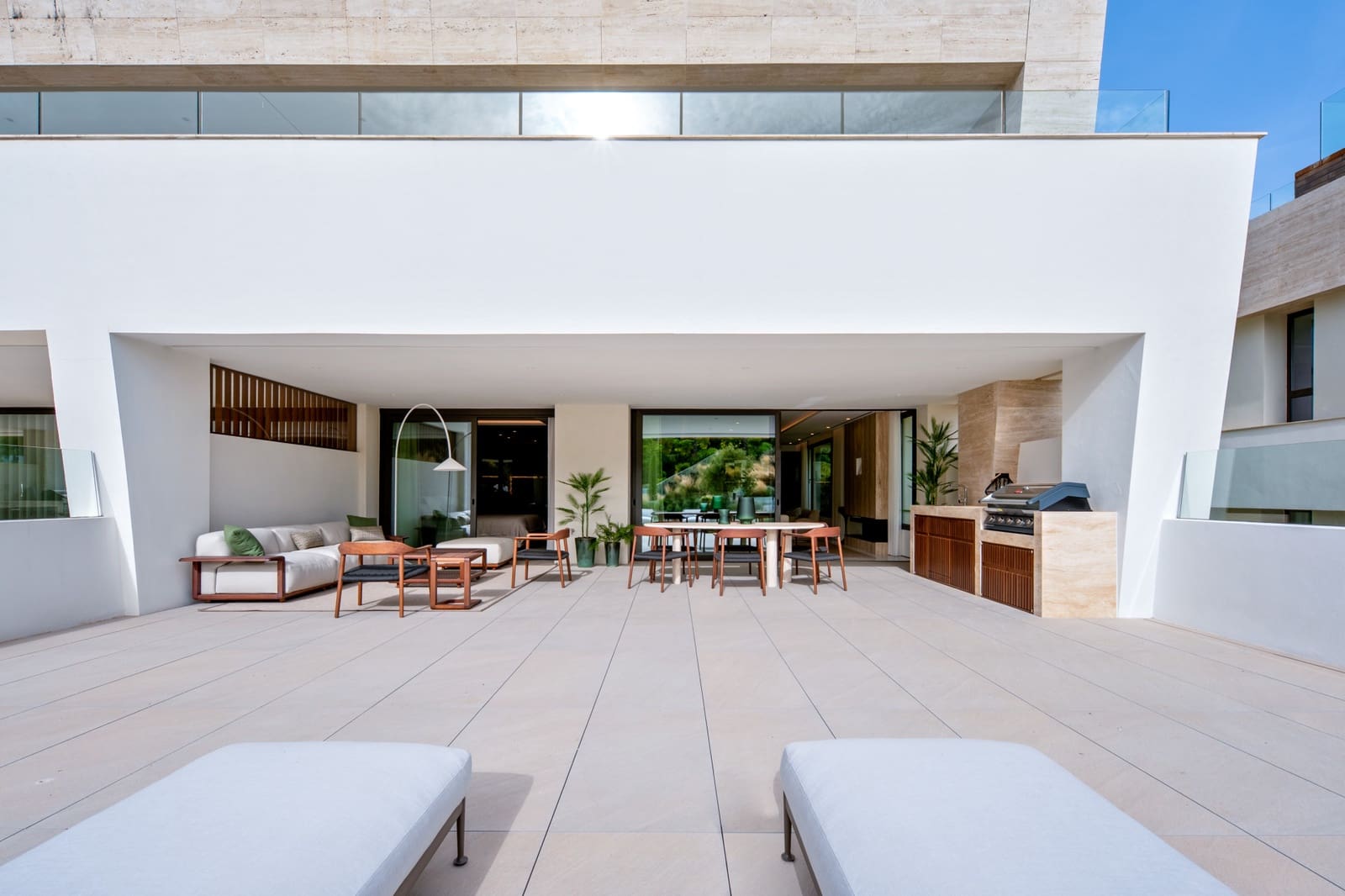 4 chambre Appartement à vendre à Marbella avec piscine garage - 4 850 000 € (Ref: 9998796)