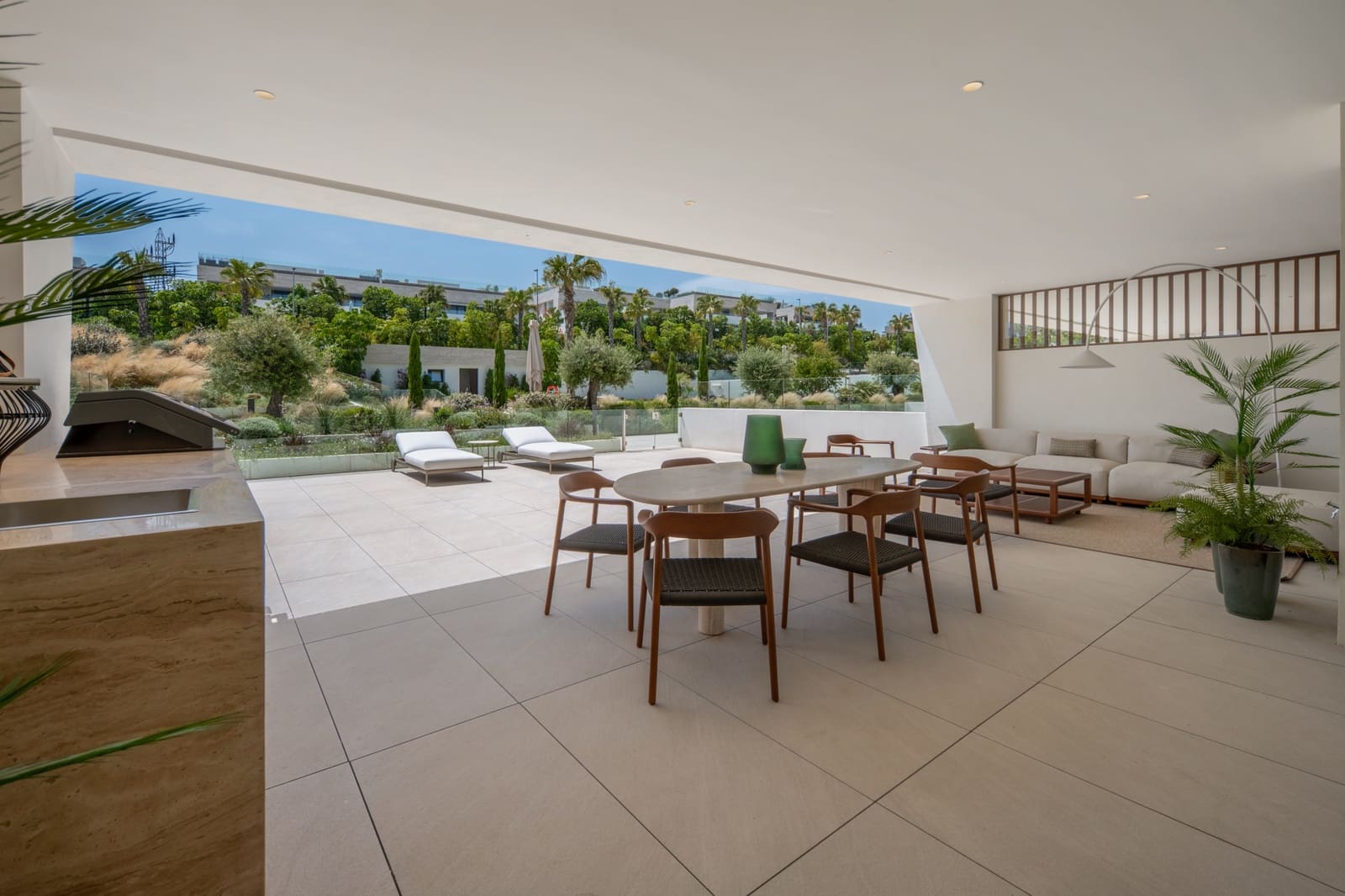 4 chambre Appartement à vendre à Marbella avec piscine garage - 4 850 000 € (Ref: 9998796)