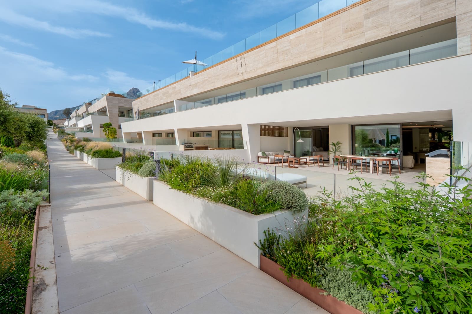 4 chambre Appartement à vendre à Marbella avec piscine garage - 4 850 000 € (Ref: 9998796)
