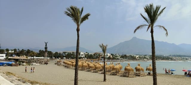 1 quarto Apartamento para venda em Puerto Banus, Marbella - 656 000 € (Ref: 10041832)