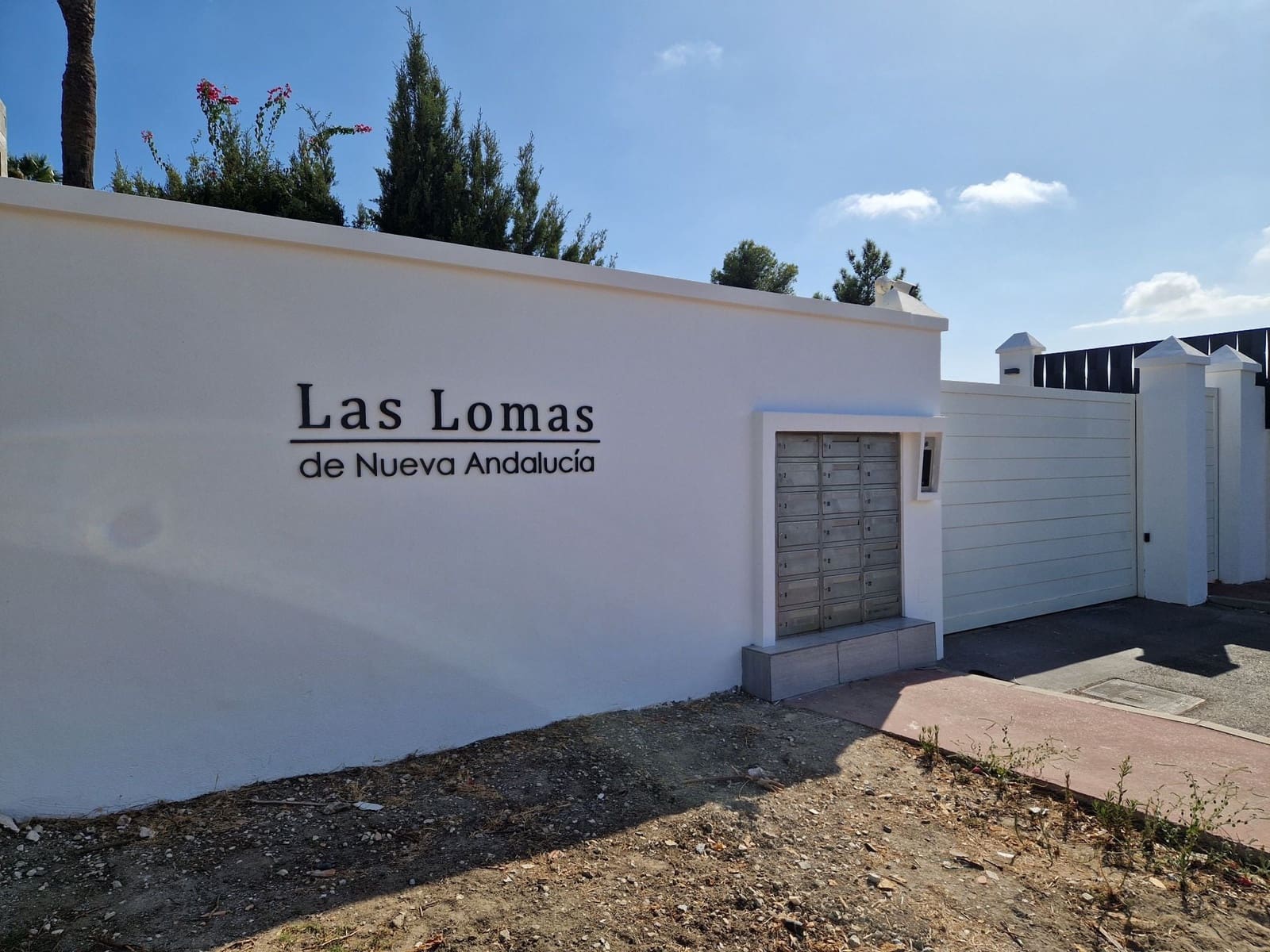 Działka budowlana na sprzedaż w Nueva Andalucia - 750 000 € (Ref: 10093704)
