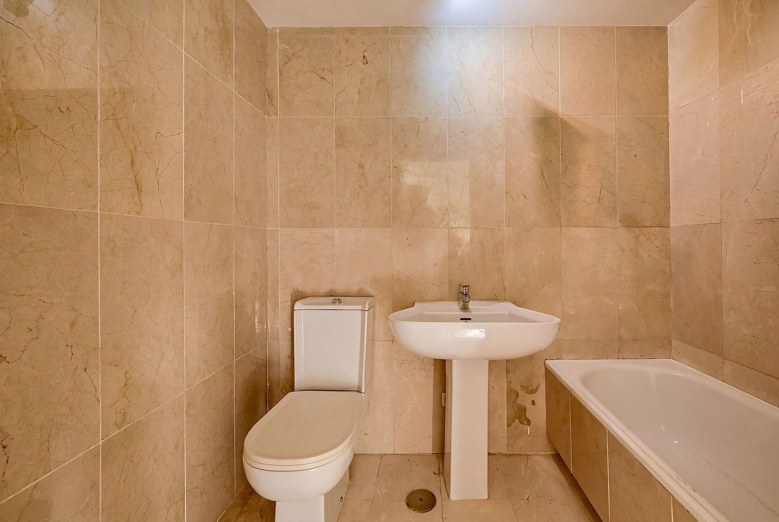 Apartamento de 2 habitaciones en La Quinta en venta - 475.000 € (Ref: 10111117)