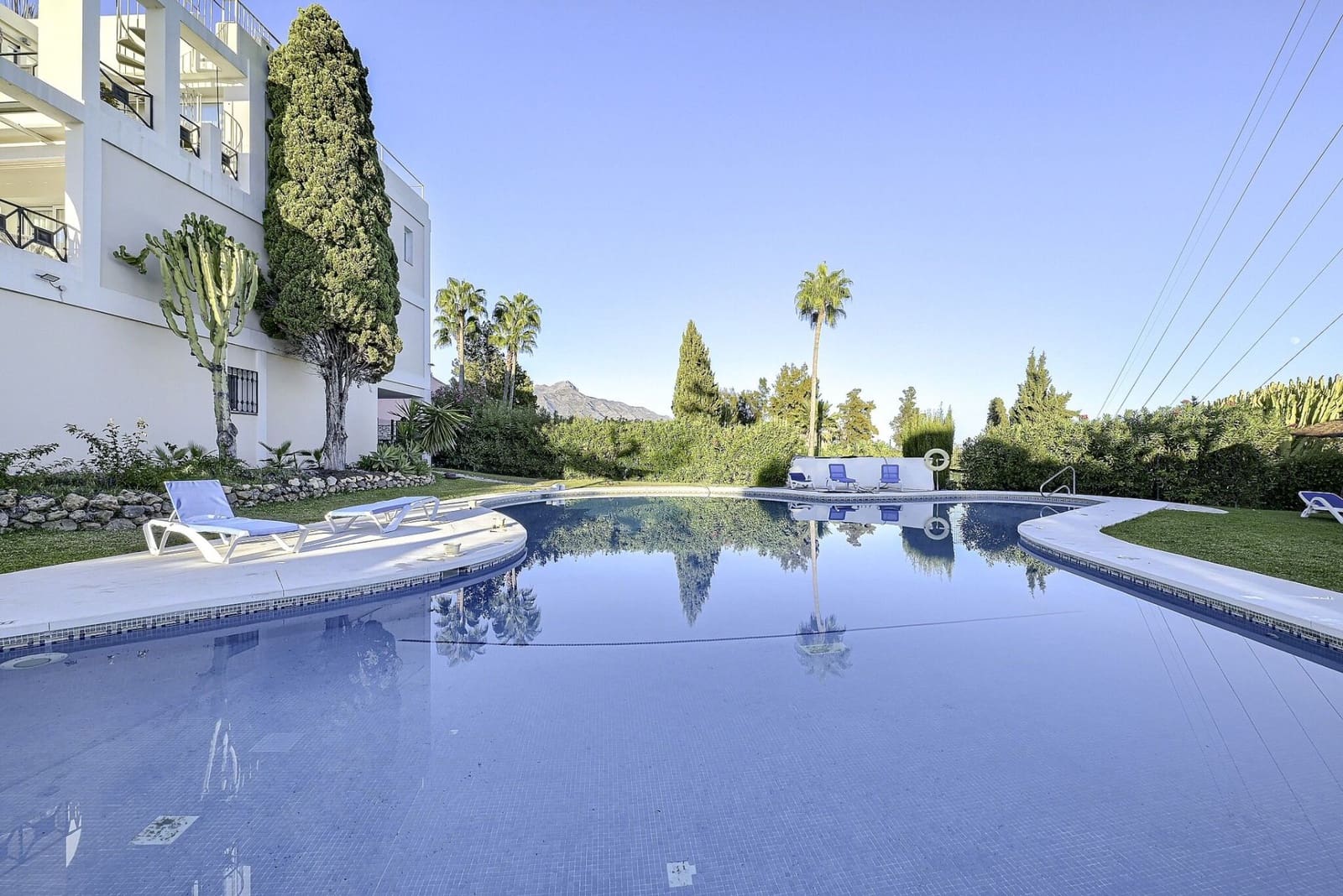 Apartamento de 2 habitaciones en La Quinta en venta - 475.000 € (Ref: 10111117)