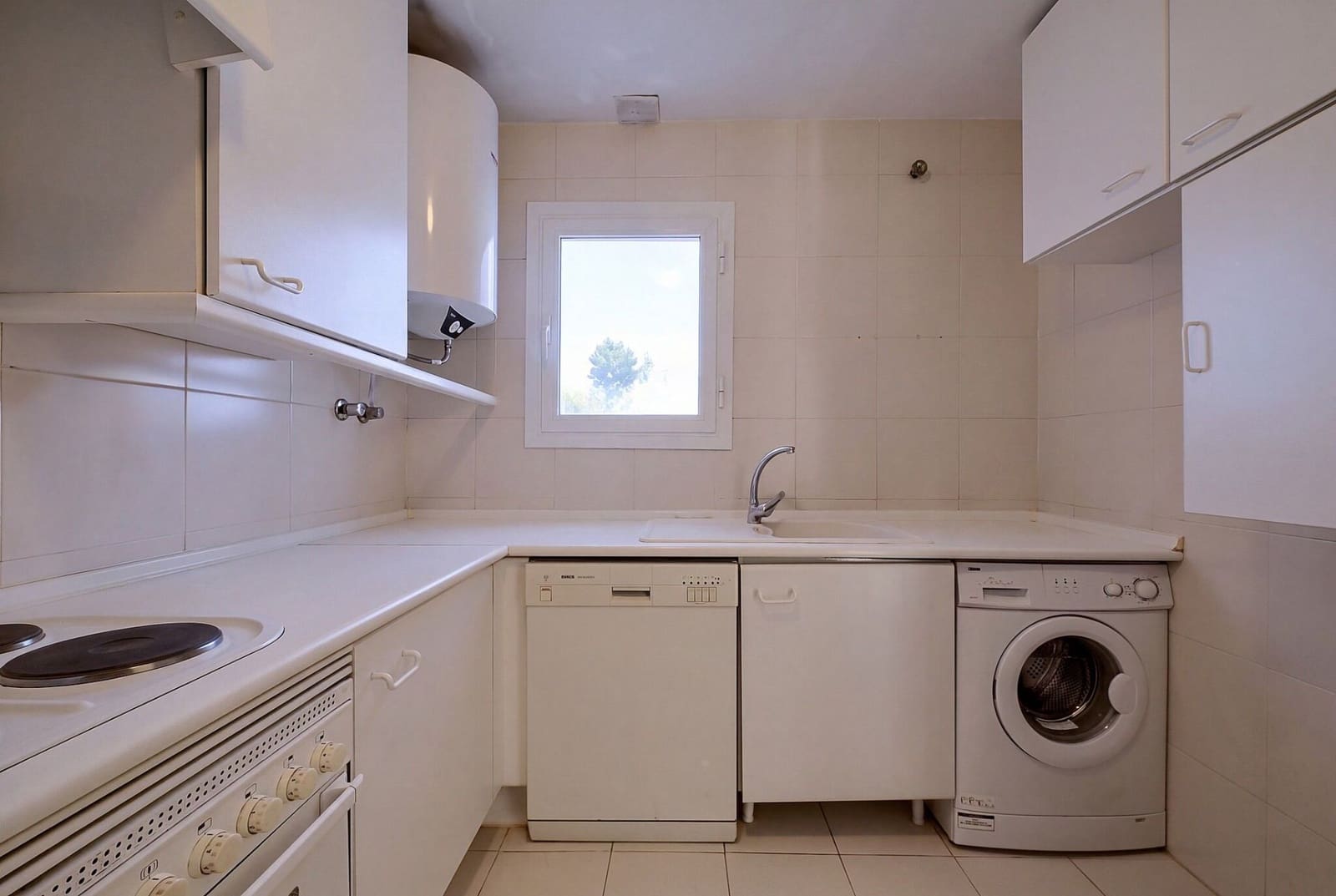 Apartamento de 2 habitaciones en La Quinta en venta - 475.000 € (Ref: 10111117)