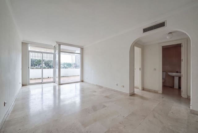 Apartamento de 2 habitaciones en La Quinta, Benahavís en venta - 475.000 € (Ref: 10111117)