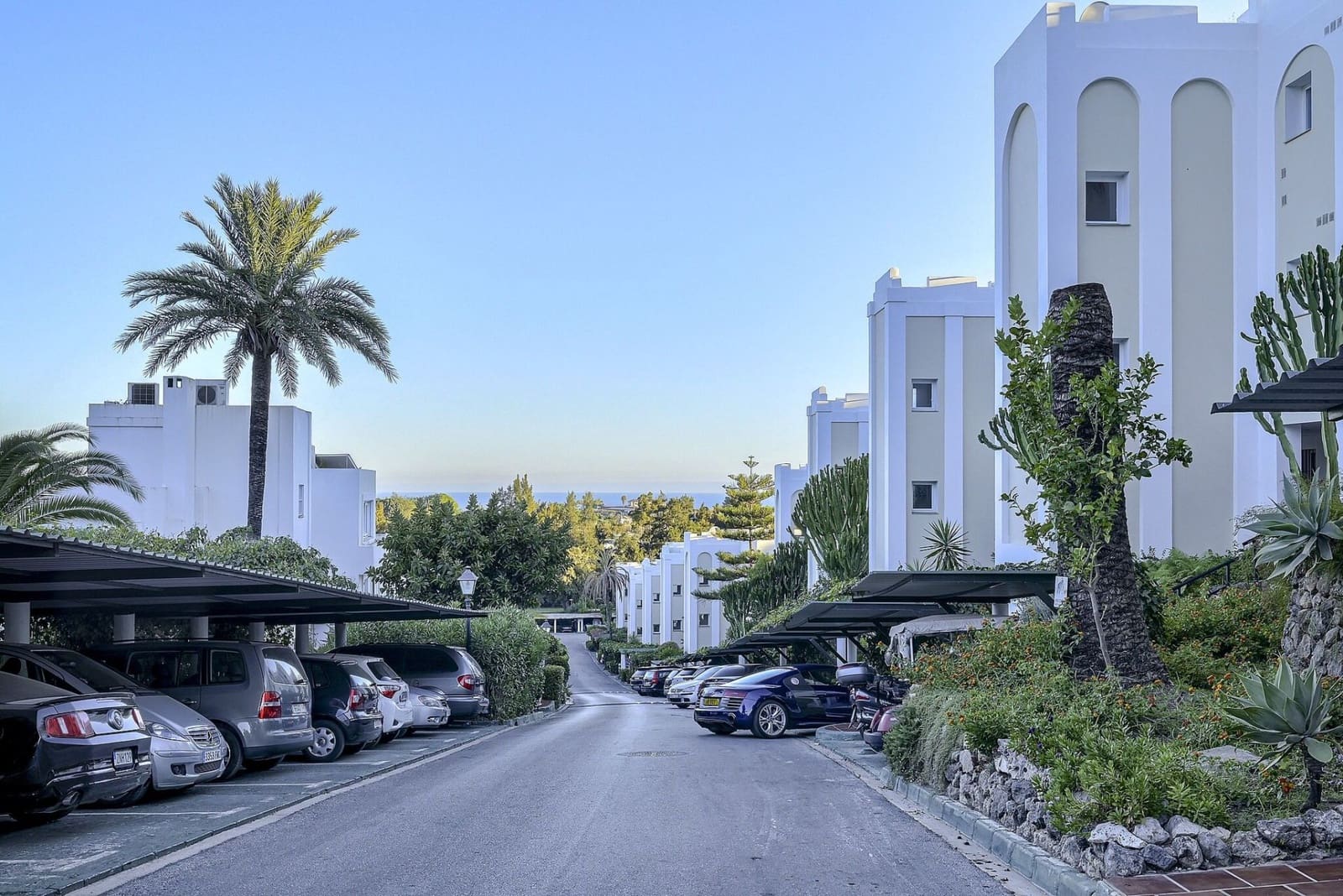 Apartamento de 2 habitaciones en La Quinta en venta - 475.000 € (Ref: 10111117)