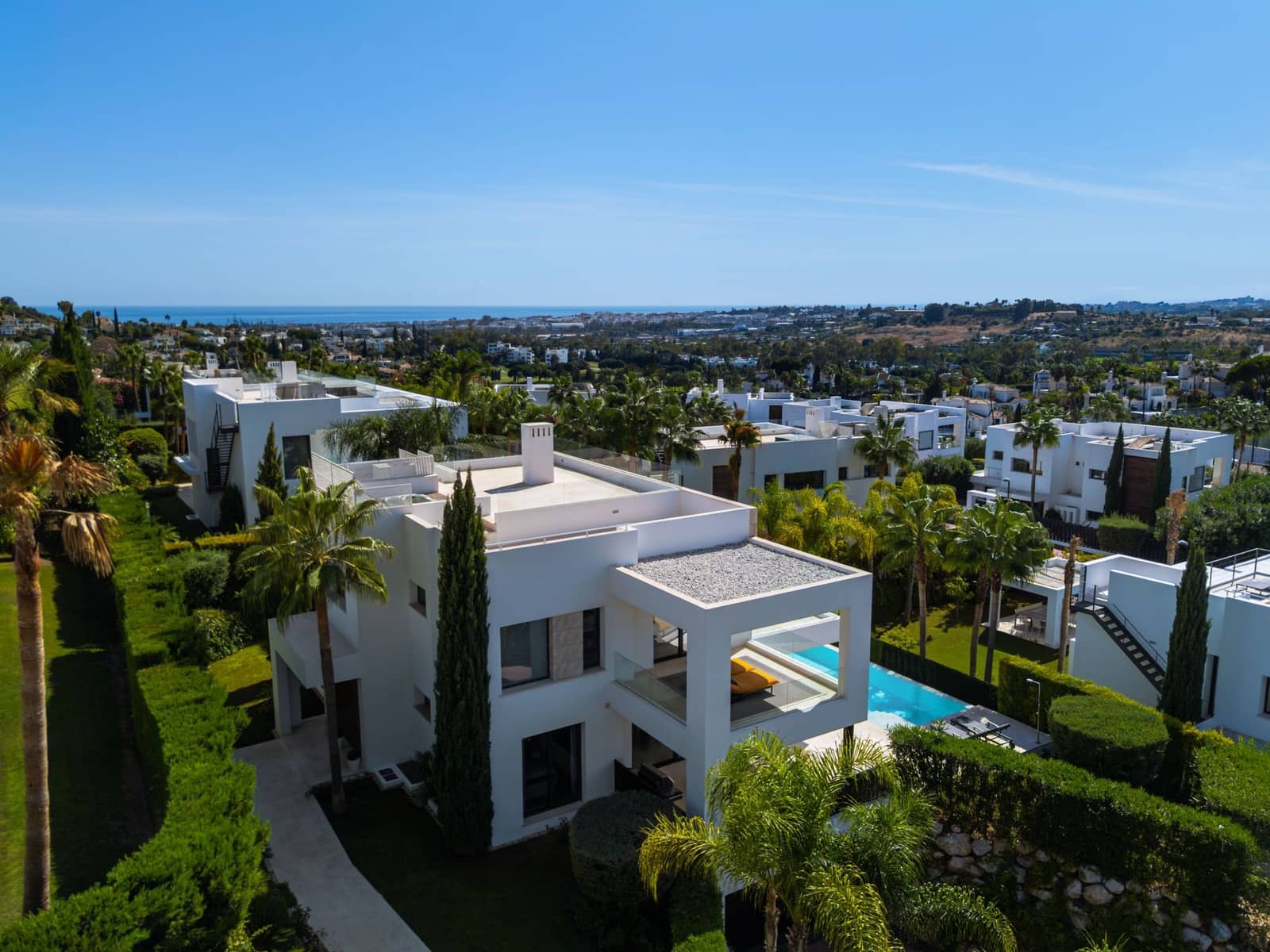 5 soveværelse Villa til salg i Nueva Andalucia med swimmingpool garage - € 4.295.000 (Ref: 10169244)