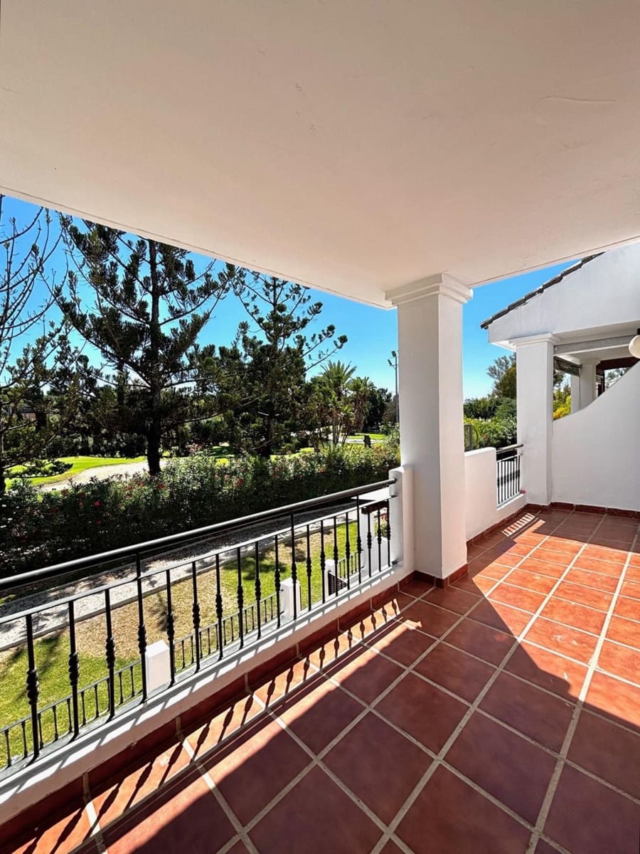 Casa de 3 habitaciones en Nueva Andalucia en venta con piscina - 625.000 € (Ref: 10170440)