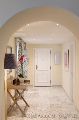 3 bedroom Apartment for sale in Puerto Banus, Marbella - € 1,300,000 (Ref: 3618754)