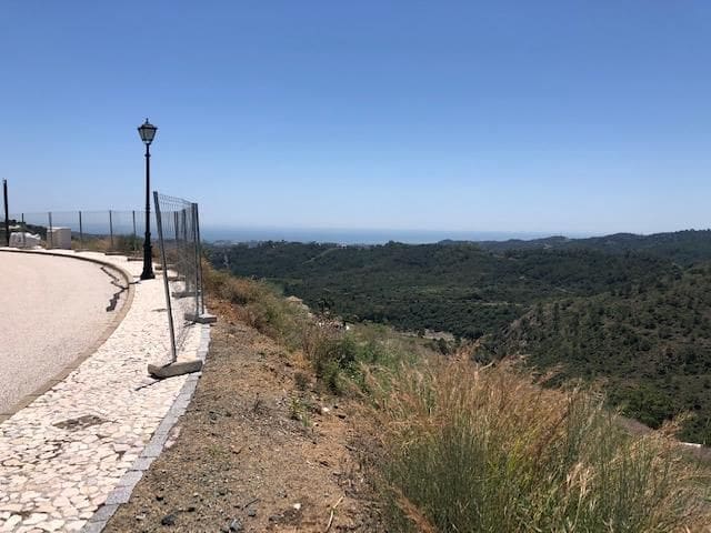 Tontti myytävänä paikassa Benahavis - 495 000 € (Ref: 3618803)