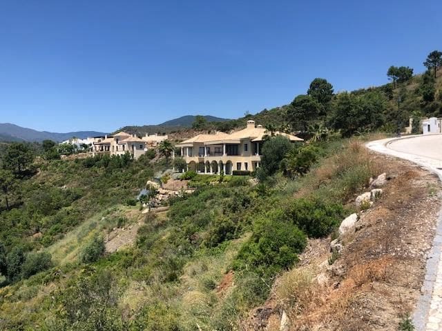 Tontti myytävänä paikassa Benahavis - 495 000 € (Ref: 3618803)