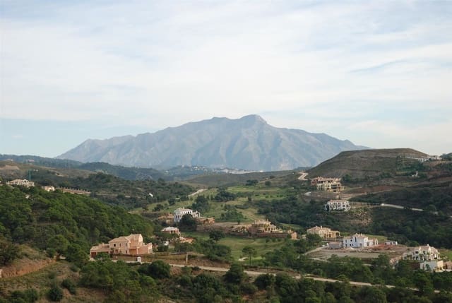 Tontti myytävänä paikassa Montemayor - Marbella Club, Benahavís - 495 000 € (Ref: 3618916)