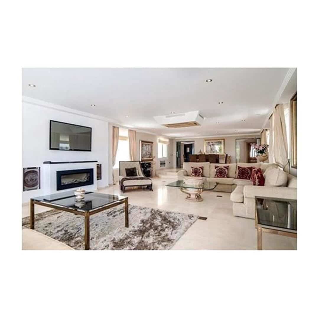 8 bedroom Villa for sale in Elviria - € 3,500,000 (Ref: 3701139)