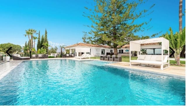 8 bedroom Villa for sale in Elviria, Marbella - € 4,200,000 (Ref: 3701139)
