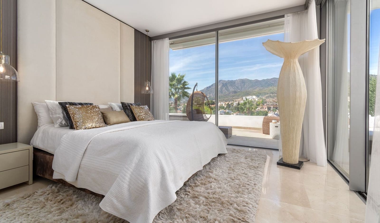 3 camera da letto Villa in vendita in Rio Real con piscina - 2.150.000 € (Rif: 3871726)