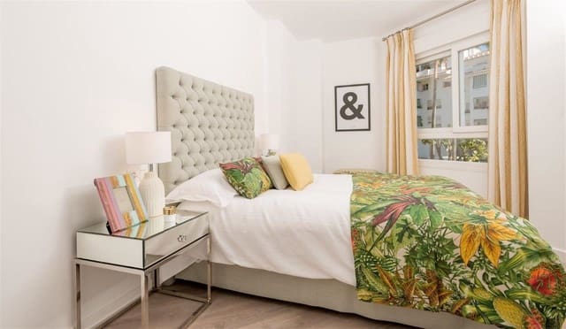 3 bedroom Apartment for sale in Nueva Andalucia, Marbella - € 453,000 (Ref: 3927291)