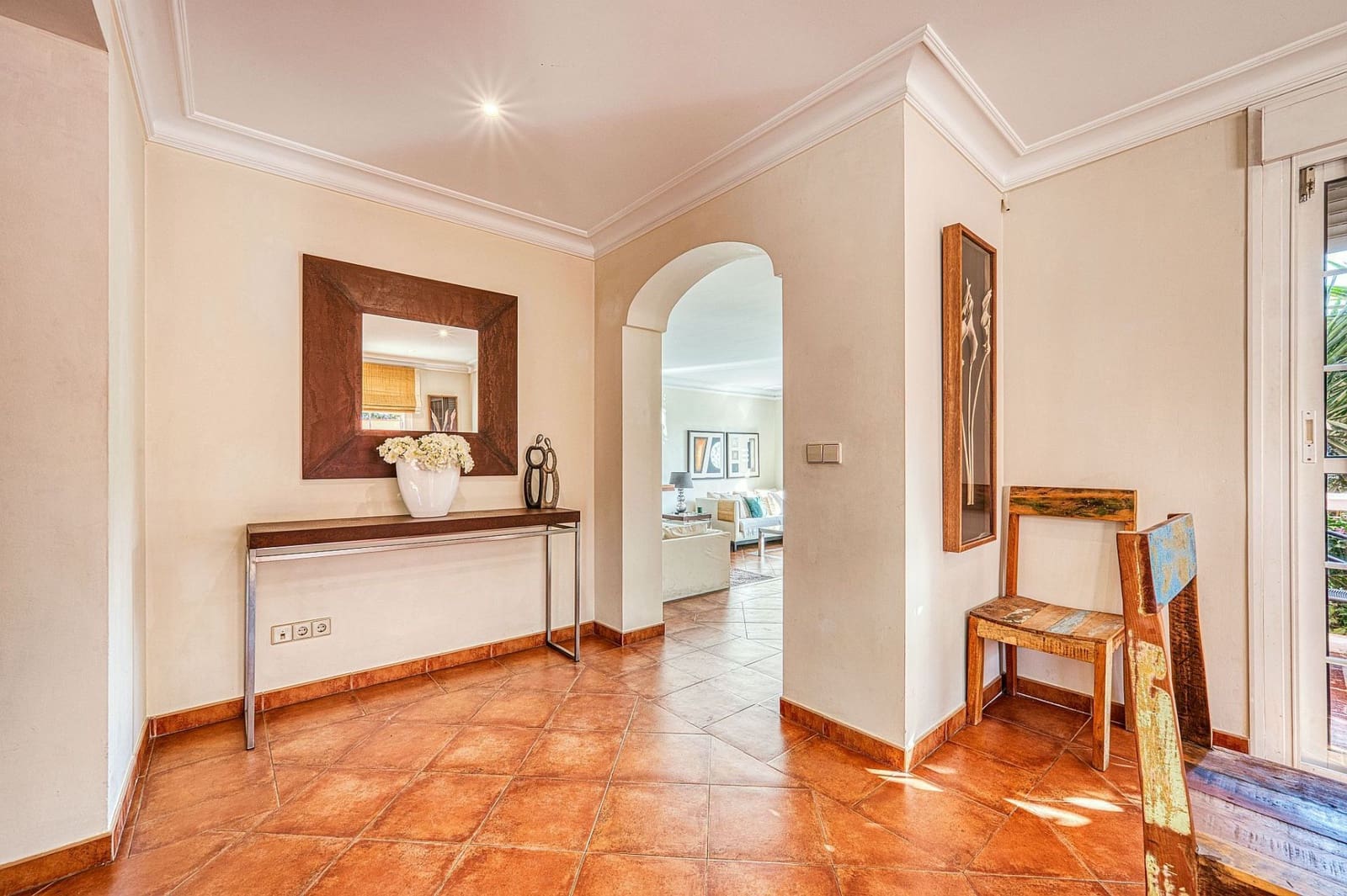 Chalet de 4 habitaciones en Nueva Andalucia en venta - 1.395.000 € (Ref: 4480013)