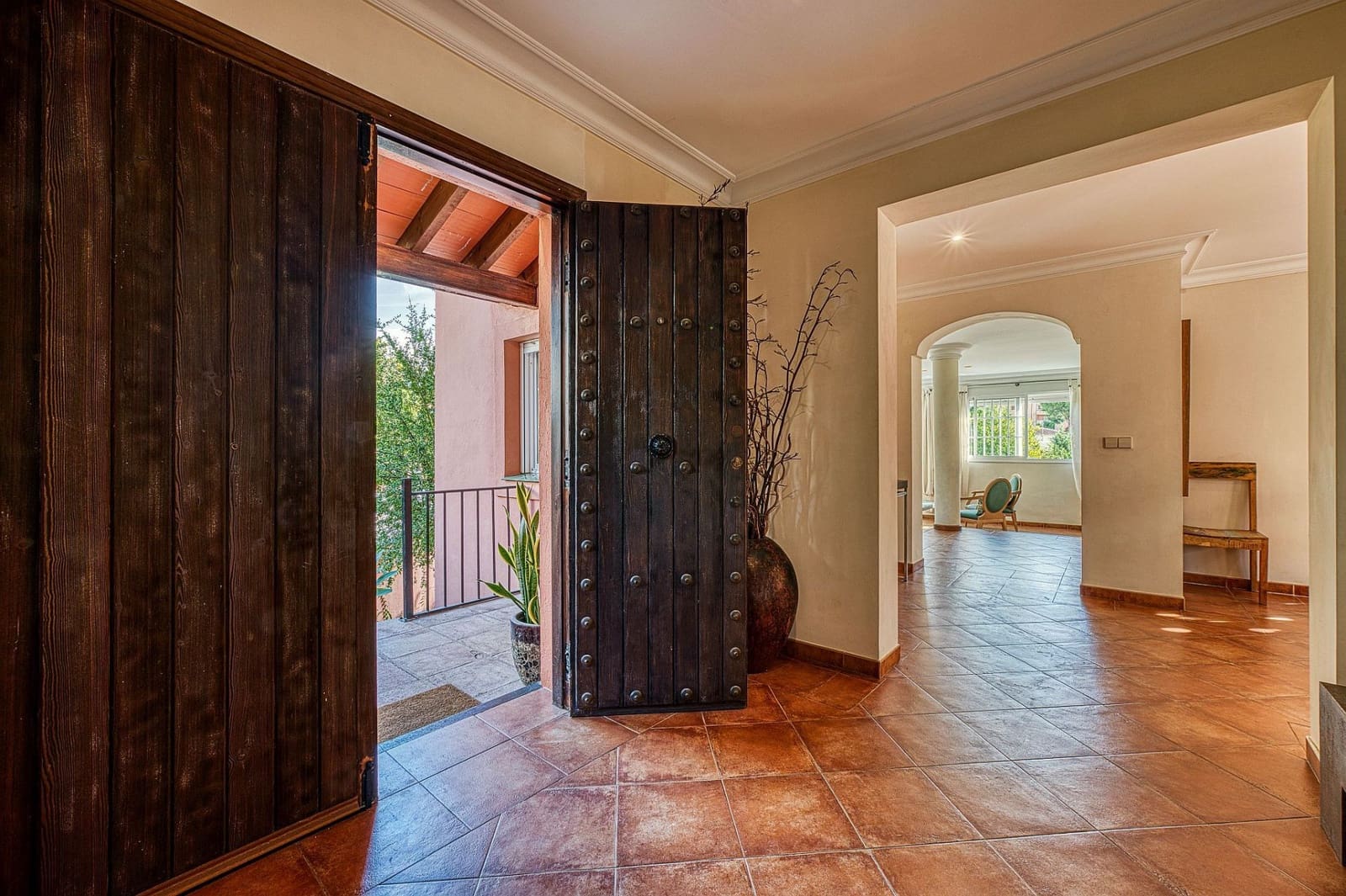 Chalet de 4 habitaciones en Nueva Andalucia en venta - 1.395.000 € (Ref: 4480013)