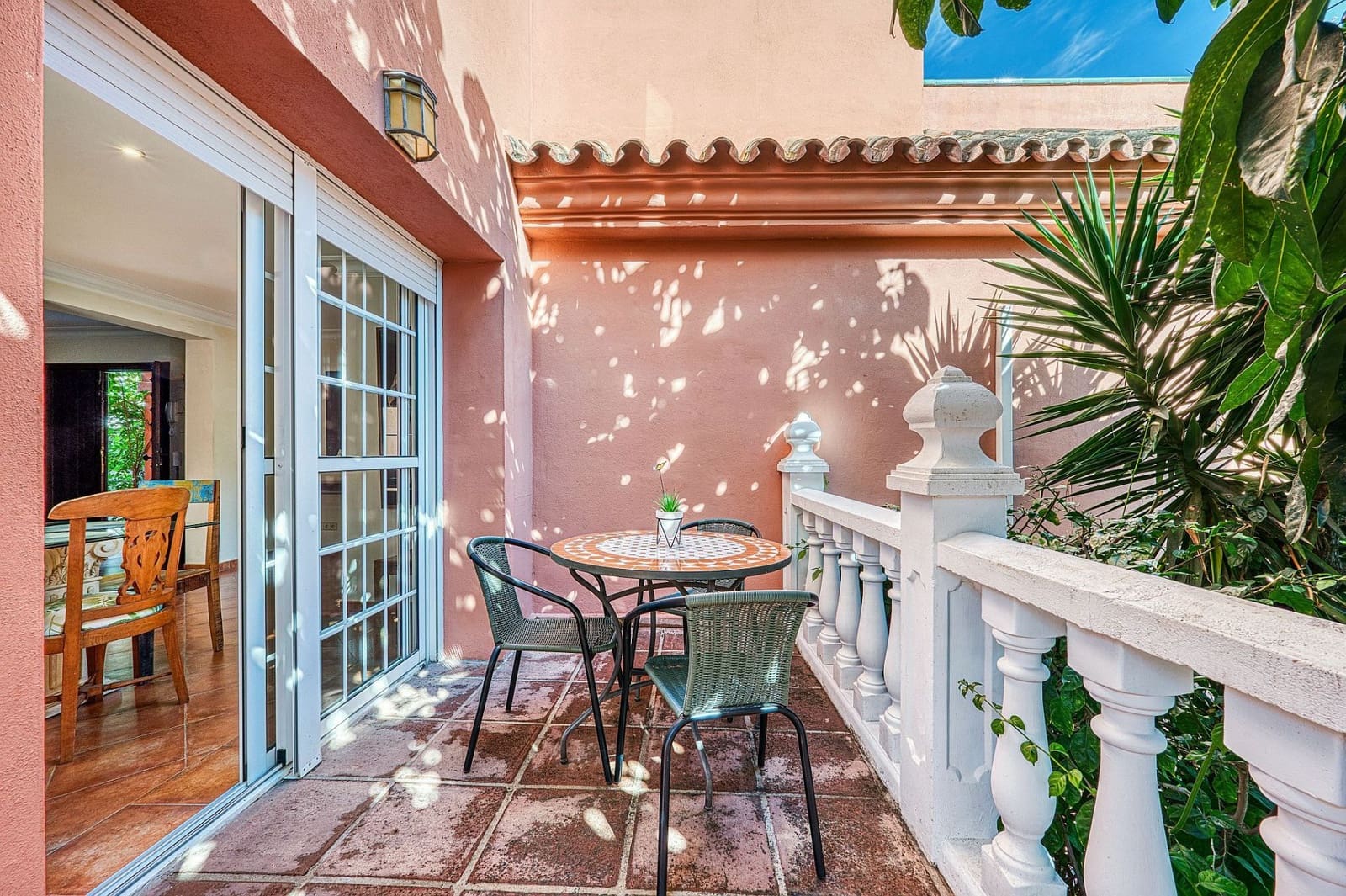 Chalet de 4 habitaciones en Nueva Andalucia en venta - 1.395.000 € (Ref: 4480013)