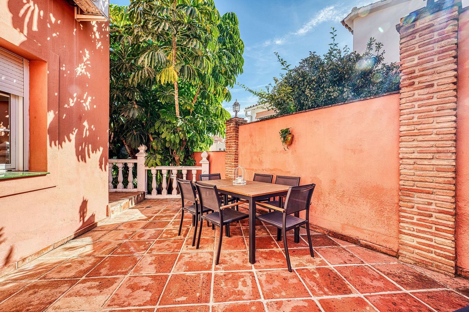 Chalet de 4 habitaciones en Nueva Andalucia en venta - 1.395.000 € (Ref: 4480013)