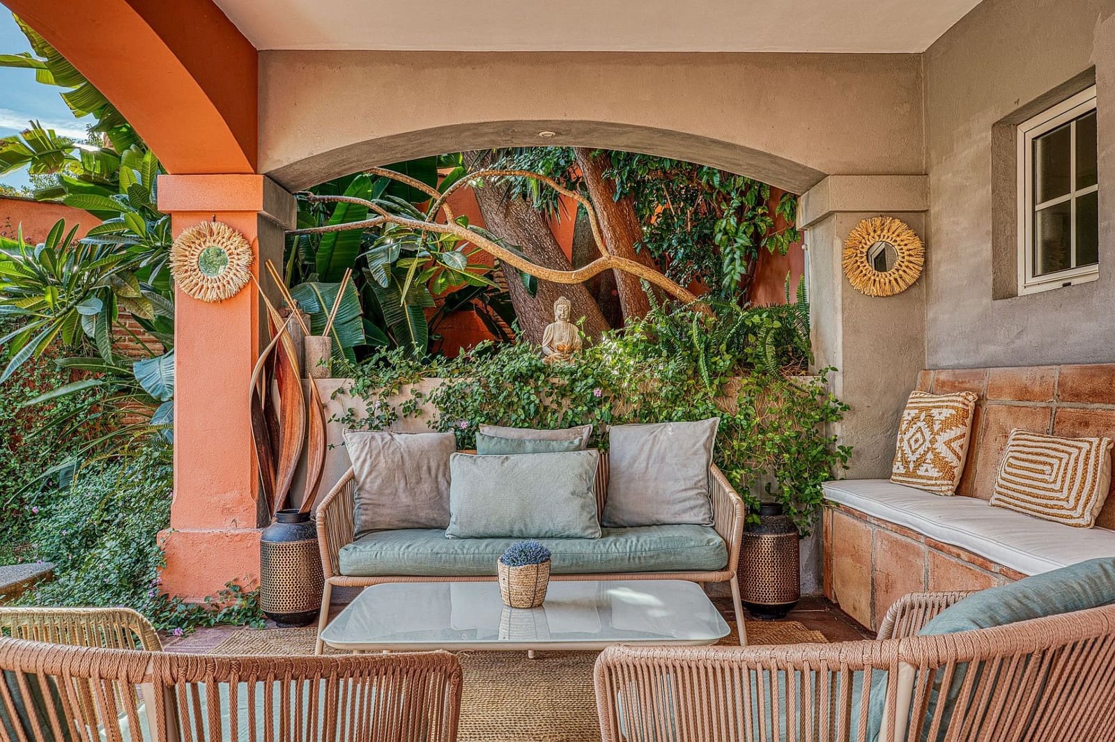 Chalet de 4 habitaciones en Nueva Andalucia en venta - 1.395.000 € (Ref: 4480013)