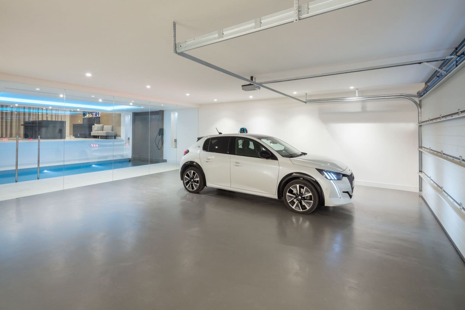 5 slaapkamer Villa te koop in Nueva Andalucia - € 5.495.000 (Ref: 5079252)