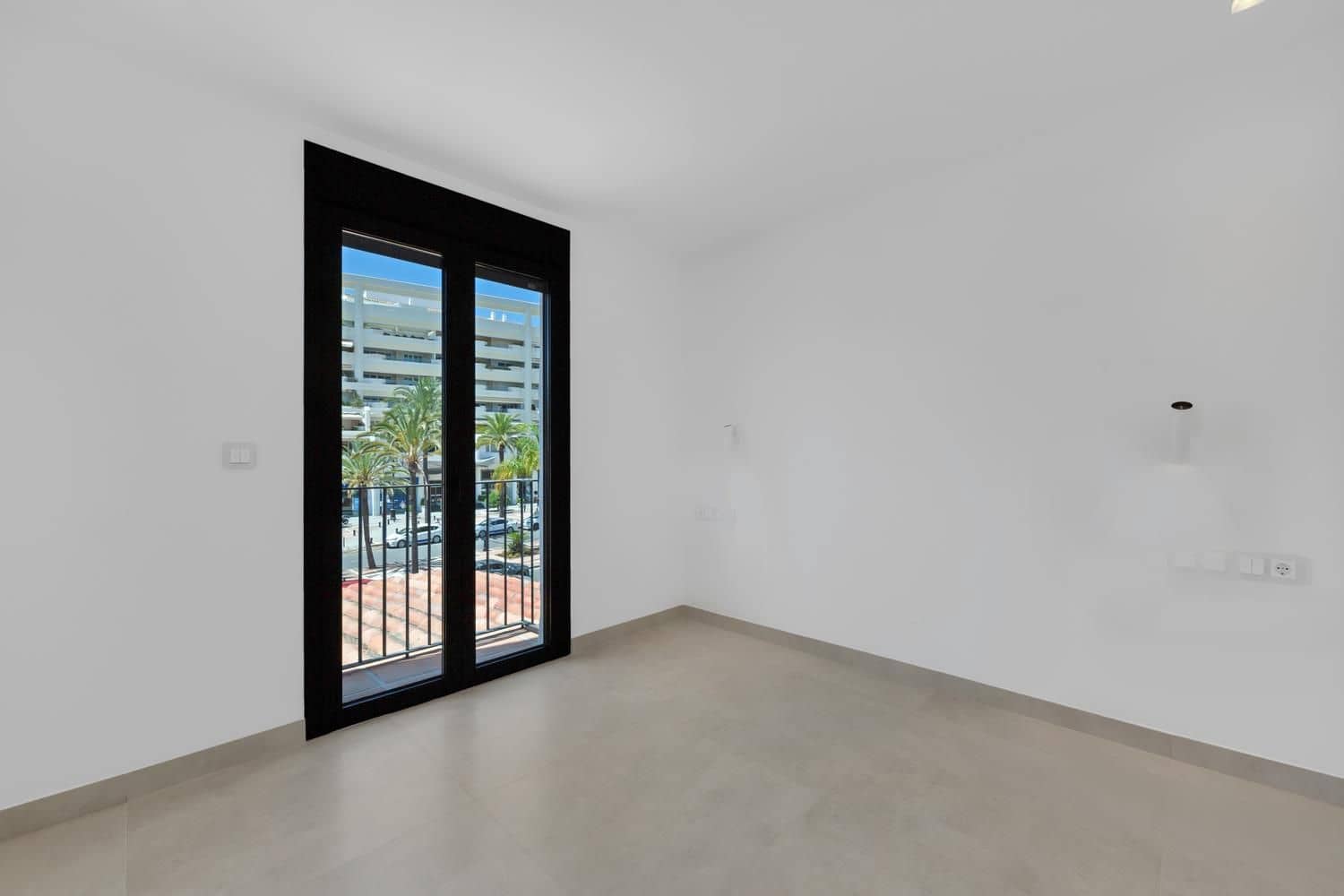 1 quarto Apartamento para venda em Puerto Banus - 425 000 € (Ref: 5609830)