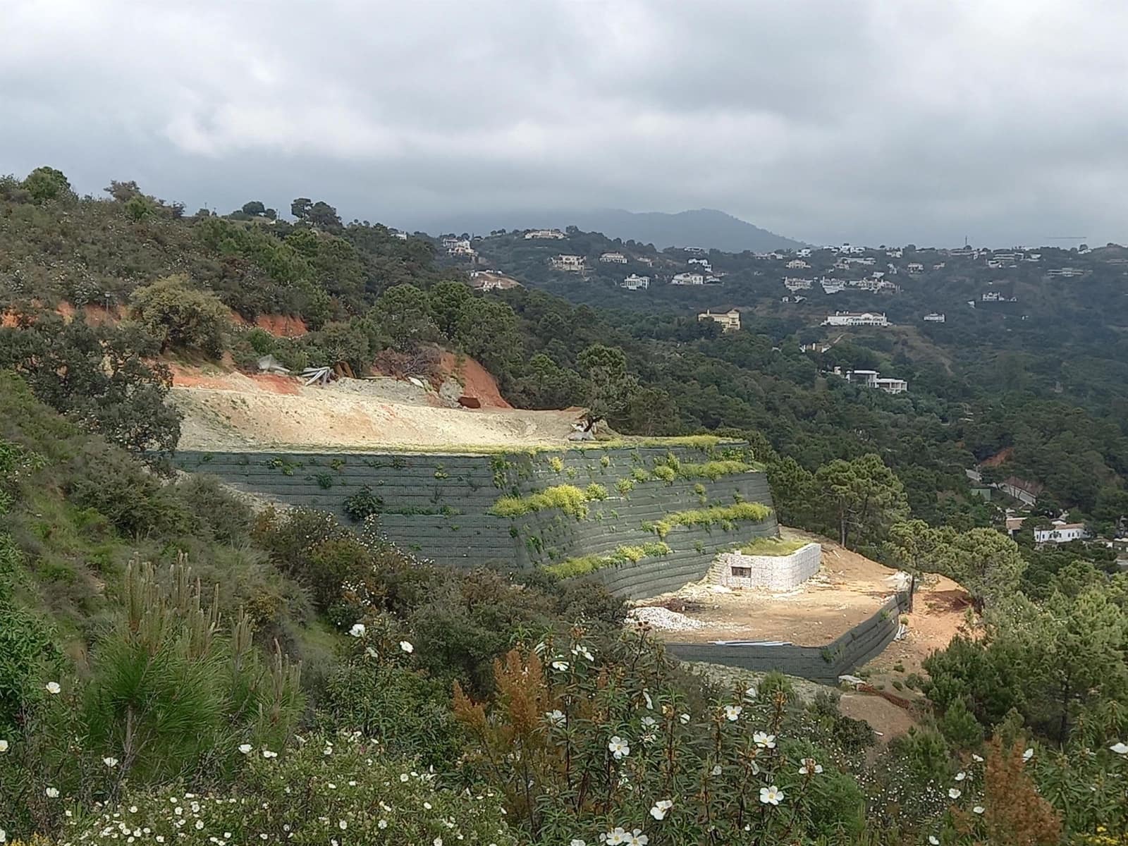 Terrain à Bâtir à vendre à Benahavis - 750 000 € (Ref: 5998977)