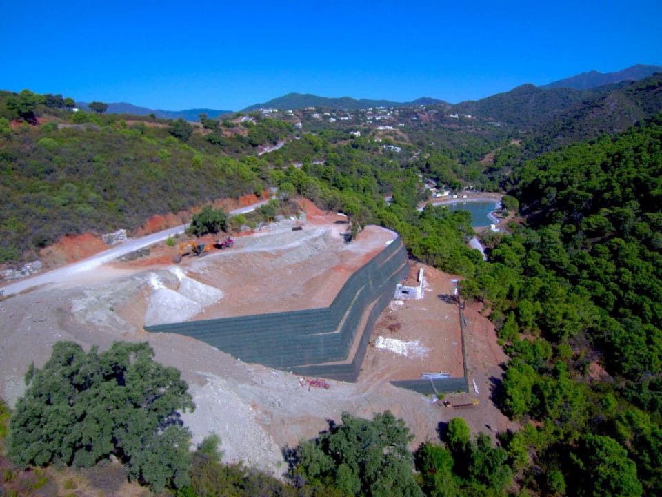 Terrain à Bâtir à vendre à Benahavis - 750 000 € (Ref: 5998977)