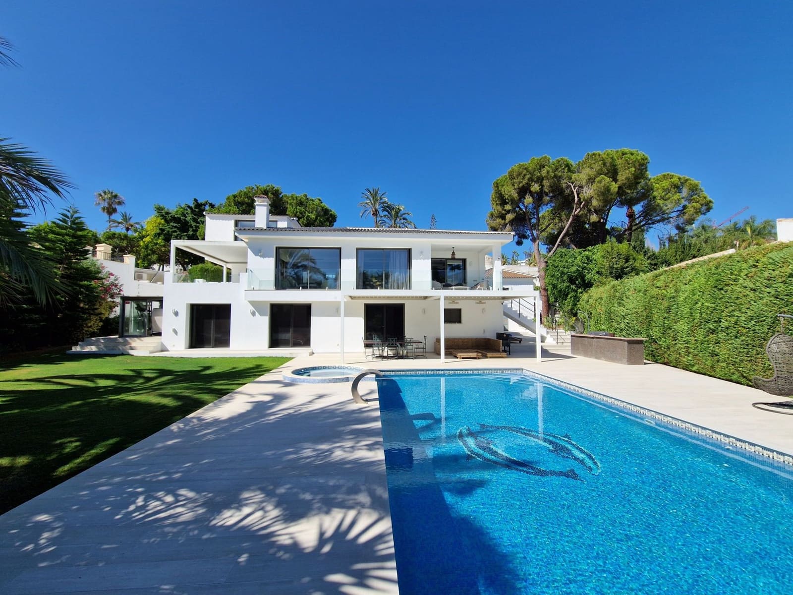 6 sypialnia Willa na sprzedaż w Nueva Andalucia - 3 250 000 € (Ref: 6082023)