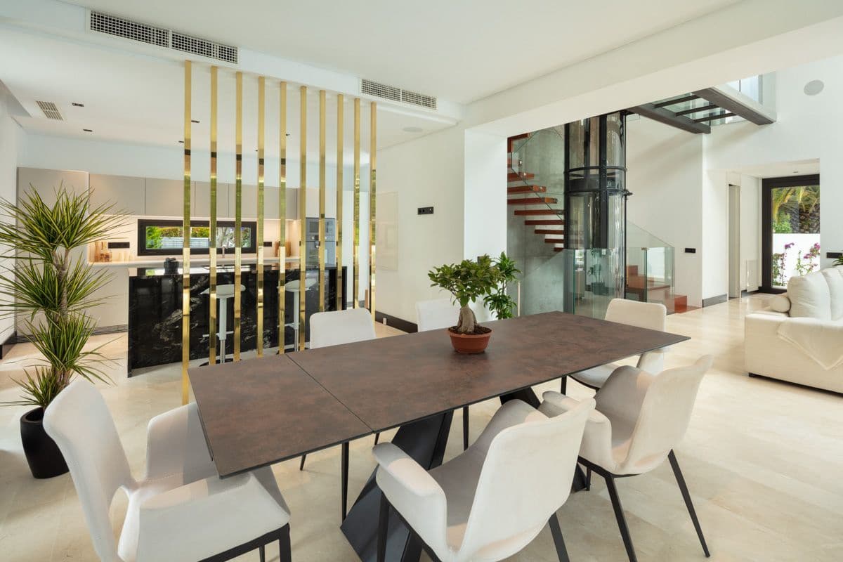 5 bedroom Villa for sale in Golden Mile - € 6,870,000 (Ref: 6265609)