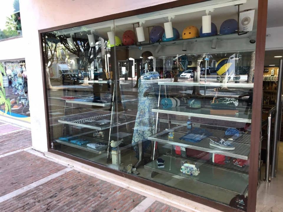 Bedrift til salgs i Nueva Andalucia - € 1 400 000 (Ref: 6427223)