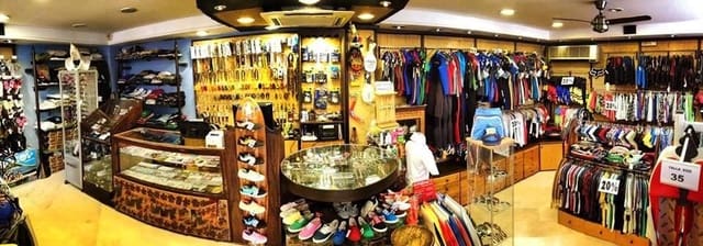 Bedrift til salgs i Puerto Banus, Marbella - € 1 400 000 (Ref: 6427223)