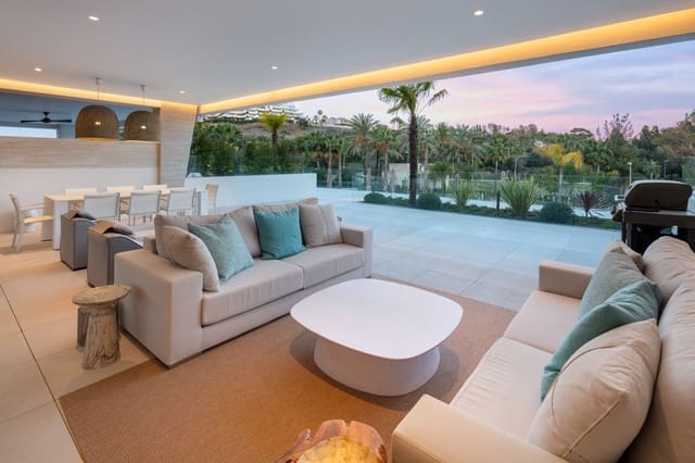 4 soveværelse Lejlighed til salg i Lomas De Marbella, Marbella - € 4.950.000 (Ref: 6744300)