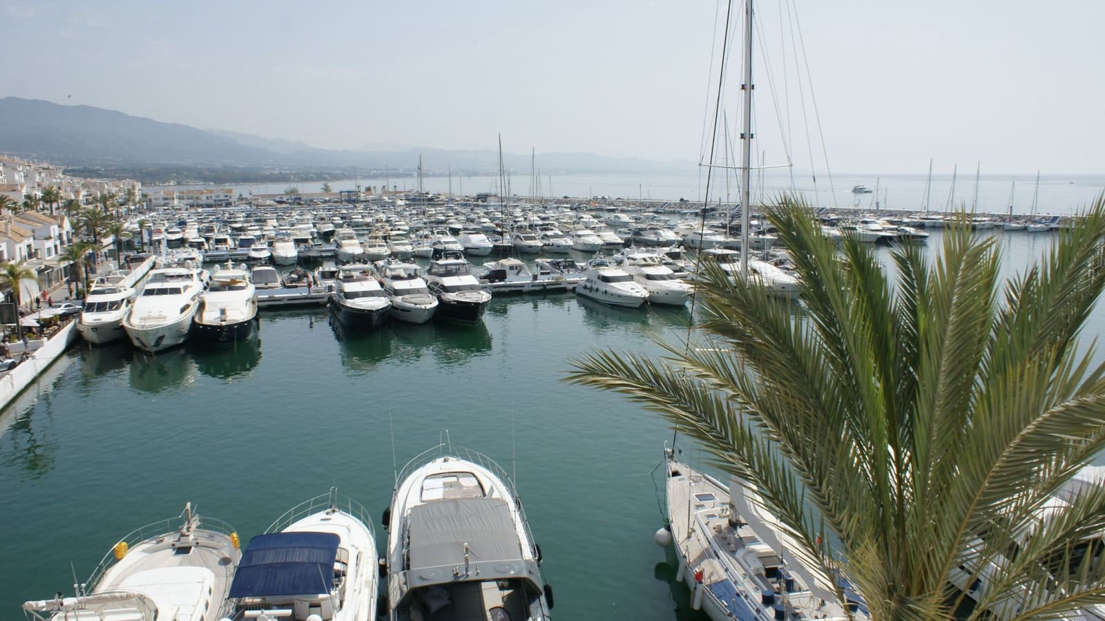 2 quarto Apartamento para venda em Nueva Andalucia - 1 100 000 € (Ref: 6876719)