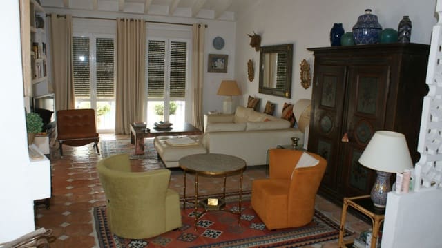 2 quarto Apartamento para venda em Puerto Banus, Marbella - 1 100 000 € (Ref: 6876719)