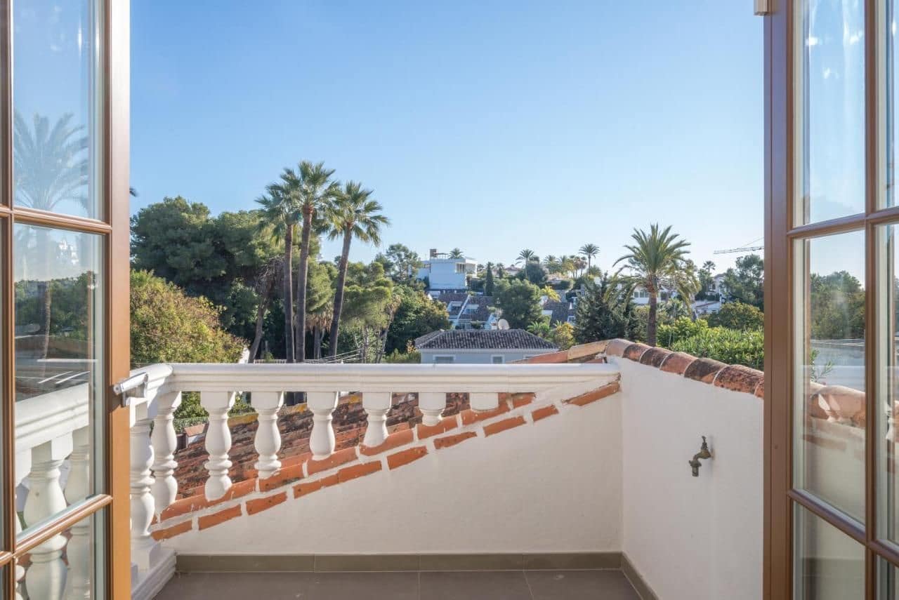 4 soveværelse Villa til salg i Nueva Andalucia - € 2.125.000 (Ref: 6876721)