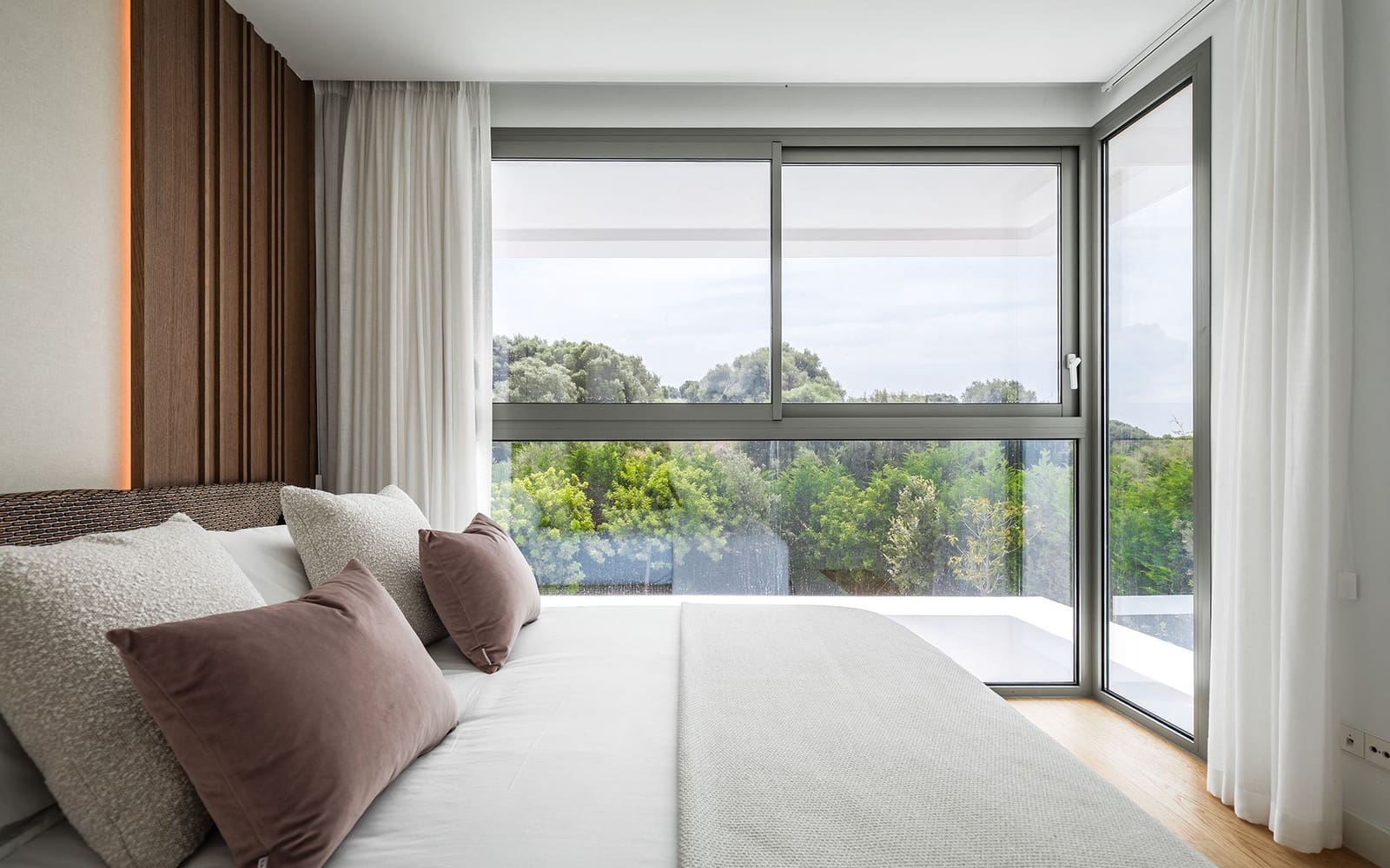 5 bedroom Villa for sale in El Paraiso - € 2,495,000 (Ref: 7585676)