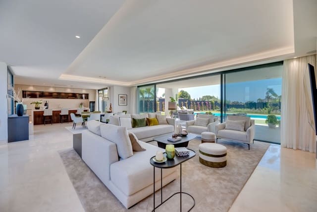 5 soveværelse Villa til salg i Lomas De Marbella, Marbella - € 3.950.000 (Ref: 7720782)