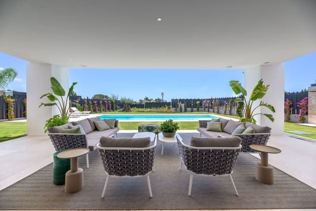 5 soveværelse Villa til salg i Lomas De Marbella, Marbella - € 3.950.000 (Ref: 7720782)