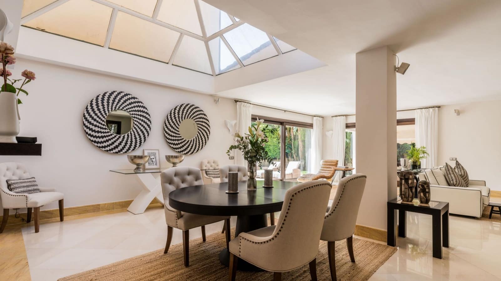 Chalet de 5 habitaciones en Nueva Andalucia en venta - 3.500.000 € (Ref: 7754125)