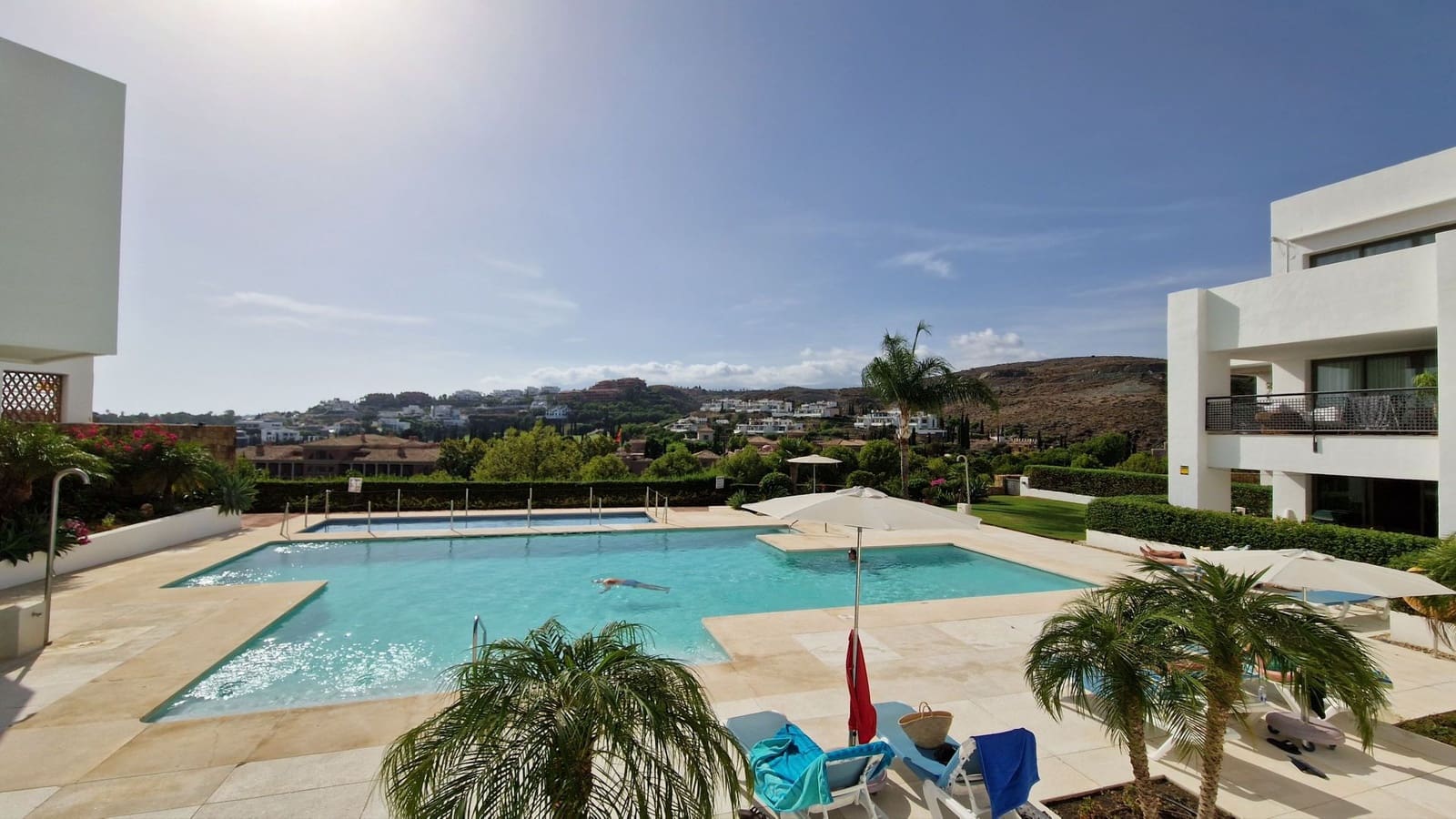3 bedroom Penthouse for sale in Benahavis - € 1,075,000 (Ref: 7786626)