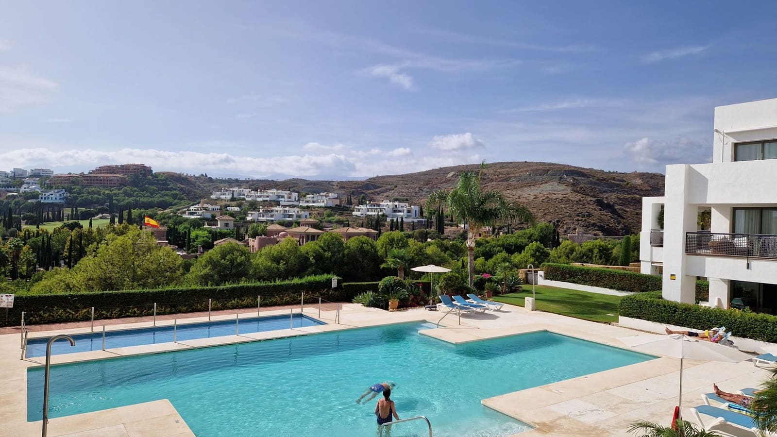 3 bedroom Penthouse for sale in Benahavis - € 1,075,000 (Ref: 7786626)