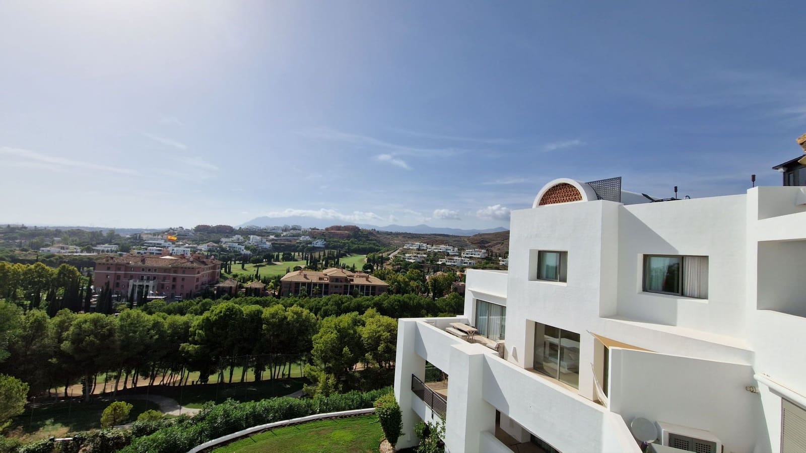 3 bedroom Penthouse for sale in Benahavis - € 1,075,000 (Ref: 7786626)